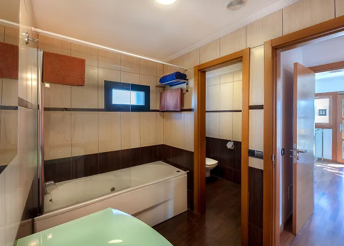 Βίλα Camelot Homes By Livvo