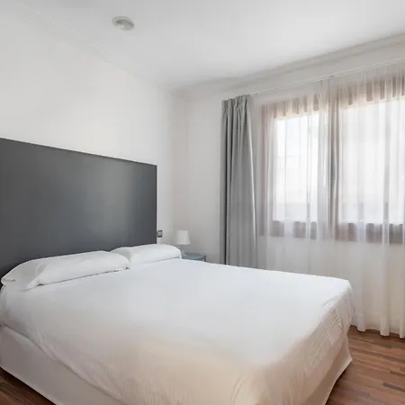 Villa Camelot Homes By Livvo *