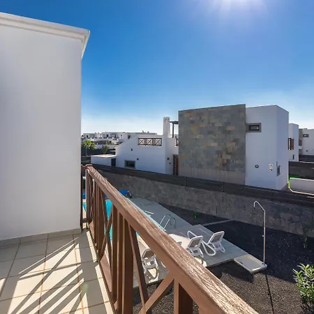 Camelot Homes By Livvo Villa *