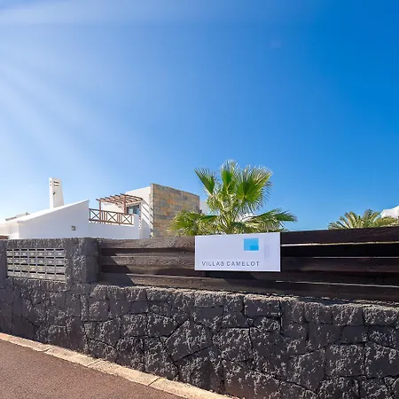 Camelot Homes By Livvo Villa