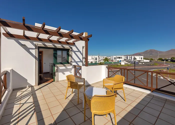 Camelot Homes By Livvo Villa *