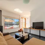 Camelot Homes By Livvo * Playa Blanca (Lanzarote)