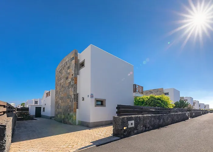 Camelot Homes By Livvo * プラヤ・ブランカ